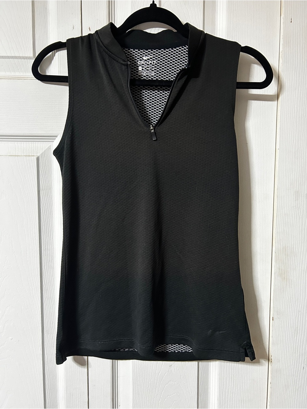 Nike Tank, VS Leggings & Under Armour Leggings Bundle - XS - Picture 8 of 10